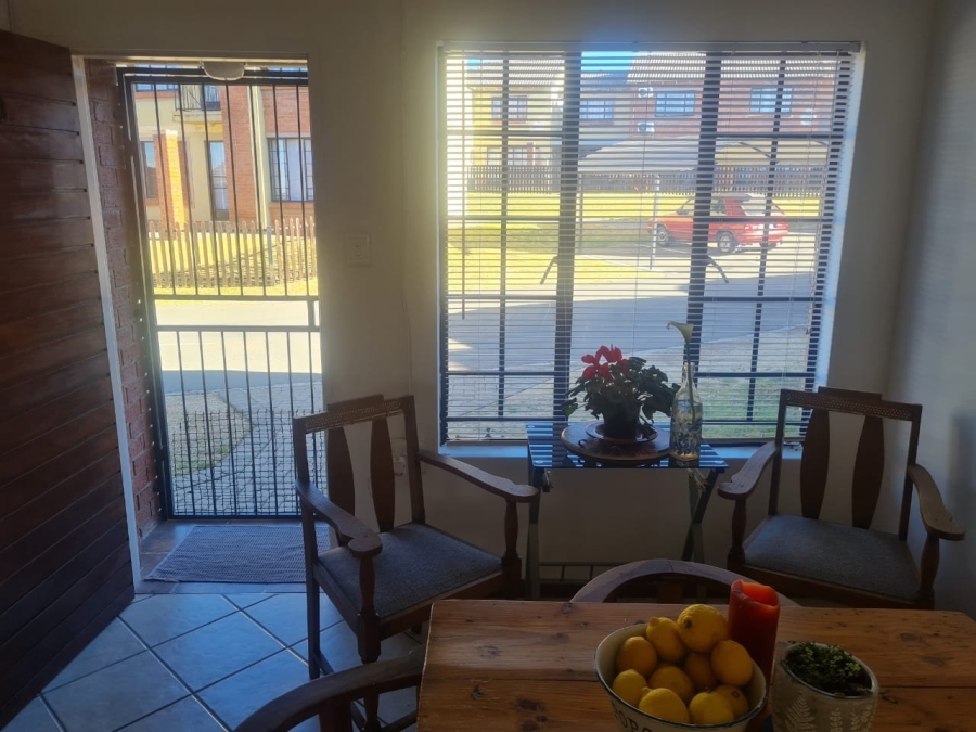 2 Bedroom Property for Sale in Hillside View Free State